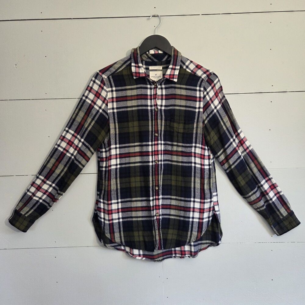 American Eagle Outfitters Women's Plaid Button-Up Shirt S Boyfriend Fit Navy